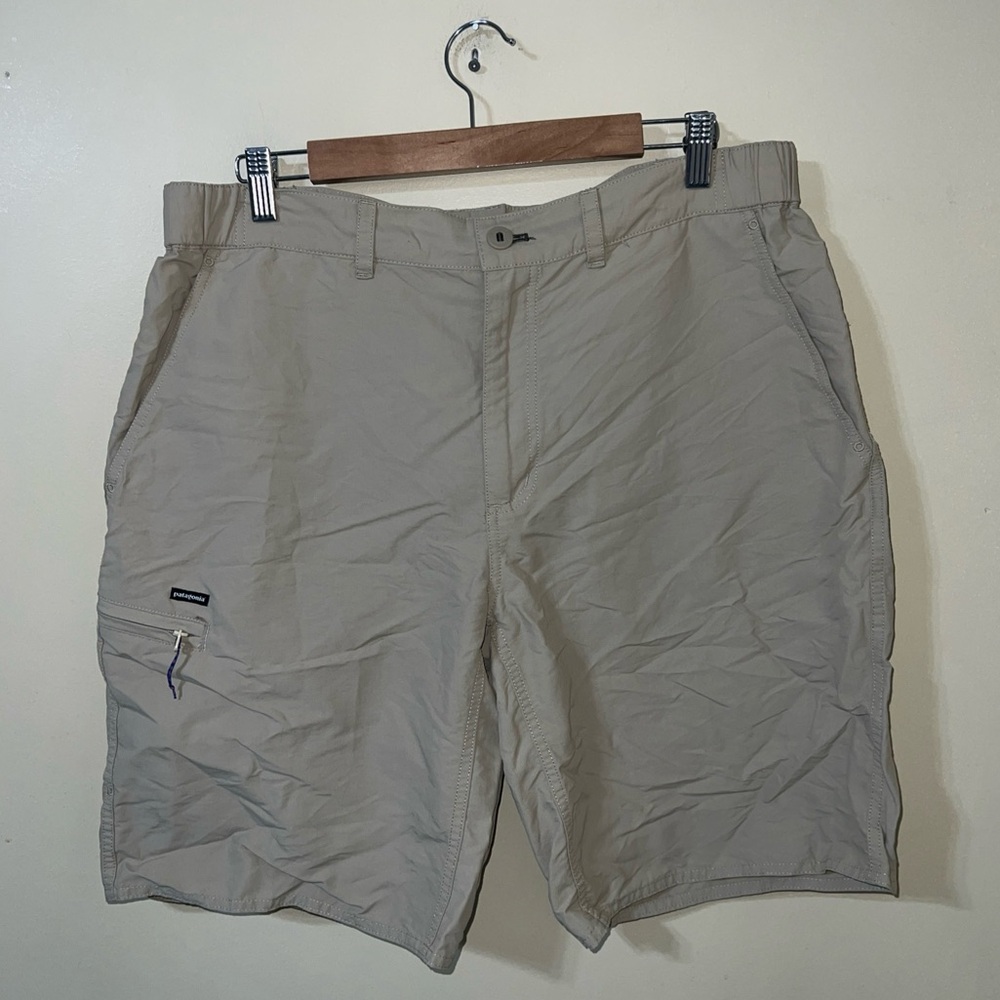 Patagonia Men's Tan Shorts Large